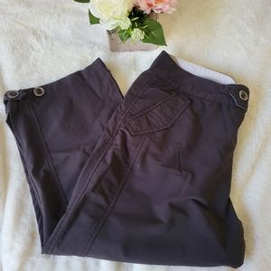 Ladies REI Cropped Pants